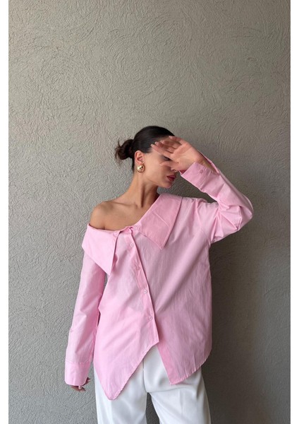 Miss Neşem Kadın Düşük Büyük Yaka Detaylı Eteği Asimetrik Oversize Kesim Pamuk Gömlek modelleri