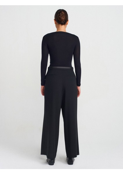 71577 Kemerli ve Pilili Pantolon