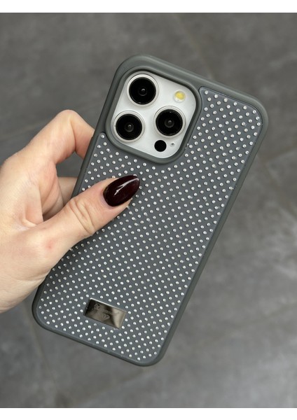 Apple iPhone 15 Pro Max Uyumlu Elmas Pırlanta Taşlı Gri Kılıf fırsatları