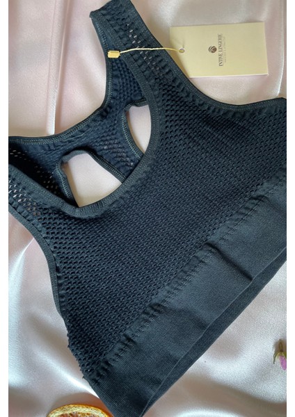 Harlow Kadın Seamless Dikişsiz Siyah Arkası Detaylı Sporcu Sütyeni fırsatları