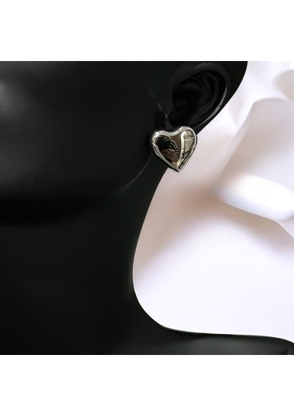 Tombul Kalp Gümüş Renk Çelik Küpe