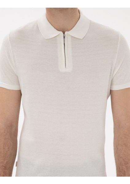 Erkek Ekru Slim Fit Fermuarlı Polo Yaka Triko Tişört 50303605-VR019