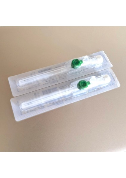 Kulak, Dudak, Kaş Için Yeşil Piercing Iğnesi -18 G - 2 Adet fiyatları