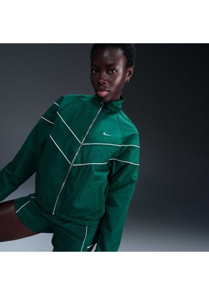 FV6304 468 Sportswear Essentials Windrunner Yeşil Kadın Spor Ceket