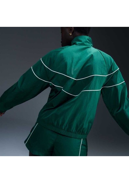FV6304 468 Sportswear Essentials Windrunner Yeşil Kadın Spor Ceket indirimleri