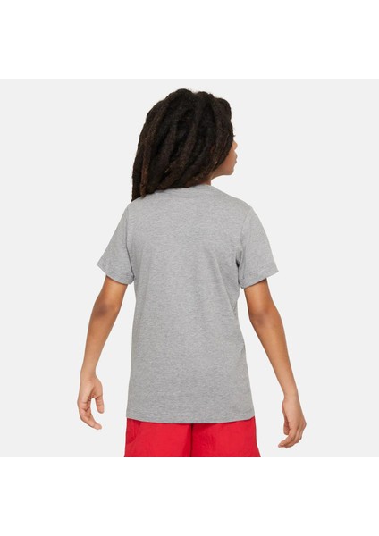 FV5346 091 Nike Sportswear Boxy 2 Çocuk Gri Günlük Spor T-Shirt modelleri
