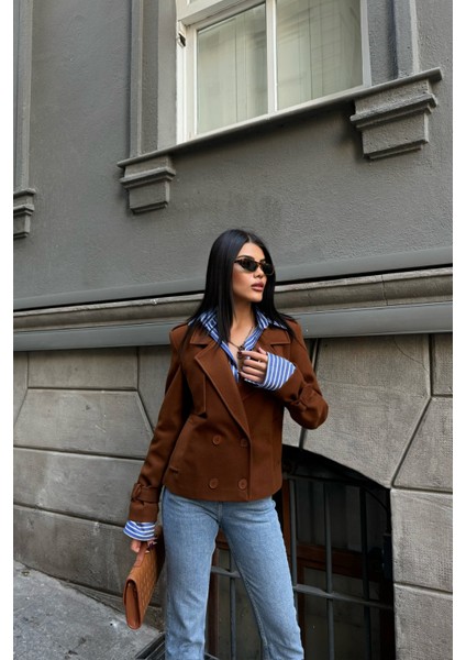 Kahverengi Kaşe Düğme Detay Ceket modelleri