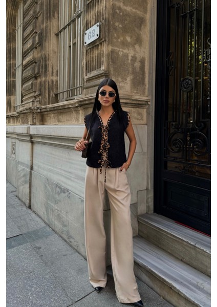 Siyah Kaşe Yelek Kenarları Biye Detay