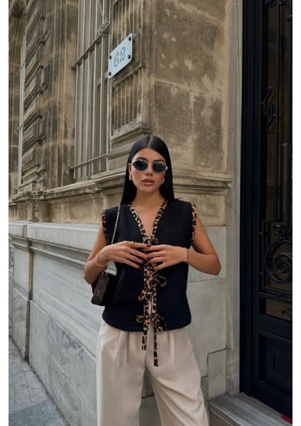 Siyah Kaşe Yelek Kenarları Biye Detay fırsatları