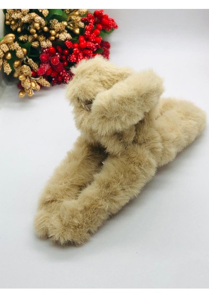 Tüylü Peluş Kıskaçlı Mandal Toka Saç Tokası Saç Aksesuarı (1 Adet) fiyatları