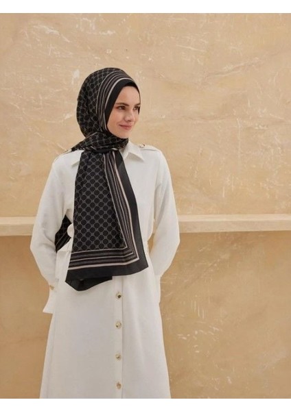 Medine Ipeği Şal Monogram Siyah Vizon
