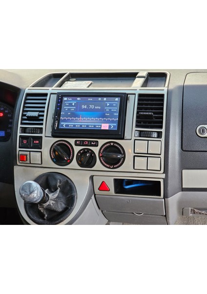 Volkswagen Transporter T5 Gümüş Renk Torpido Kaplama Seti