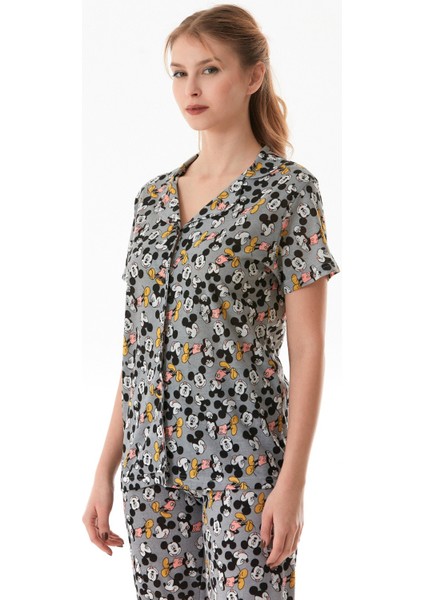 Karakter Baskılı Gömlek Yaka Pijama Takımı modelleri