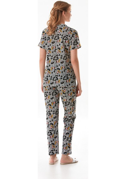 Karakter Baskılı Gömlek Yaka Pijama Takımı fırsatları