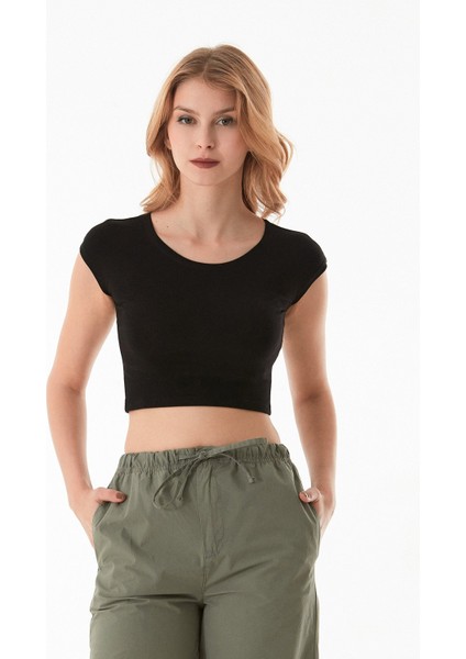 Basic Bisiklet Yaka Crop Tişört