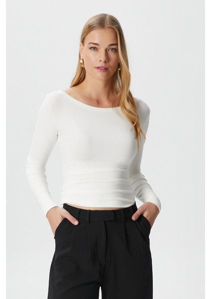 Kayık Yaka Uzun Kollu Ekru Soft Top / Bluz
