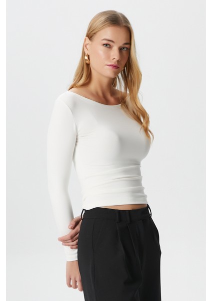 Kayık Yaka Uzun Kollu Ekru Soft Top / Bluz