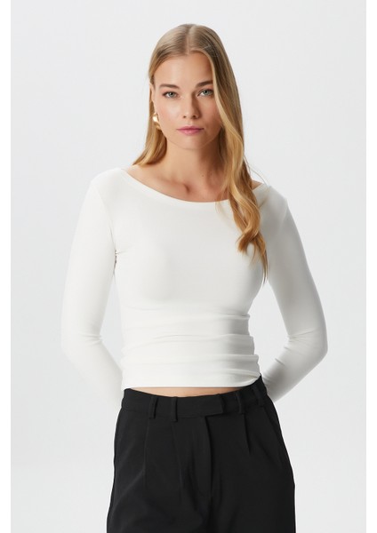 Kayık Yaka Uzun Kollu Ekru Soft Top / Bluz