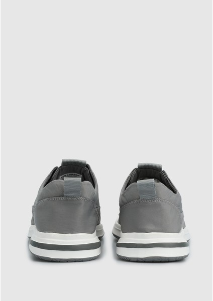 Gri Erkek Sneaker fırsatları