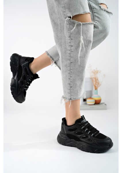 Günlük Kadın Spor Ayakkabı Bağcık Yüksek Kalın Taban Nefes Alan Oval Burun Rahat Hafif Sneaker 1001