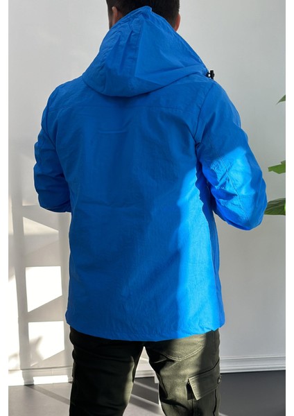 Erkek Slim Fit Krinkıl Kumaş Kanguru Cepli Yarım Fermuarlı Yağmurluk Mont Mavi EDW077