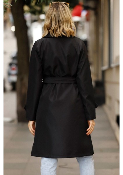 Kadın Siyah Düğmeli Su Itici Kuşaklı Kol Kemerli Trençkot indirimleri