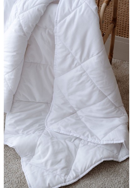 Bebek Boy Kapitoneli Yorgan - 95X145 cm fırsatları