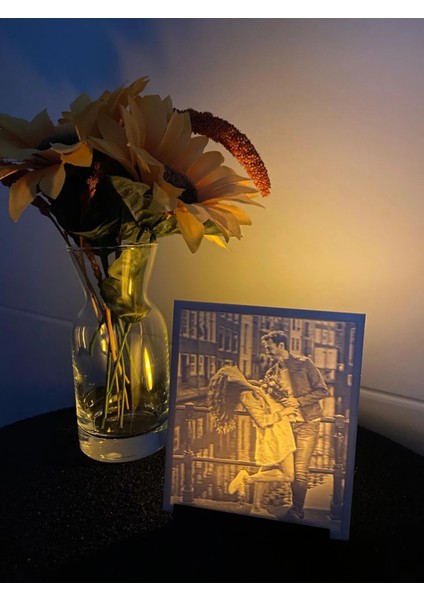 (Mum ve Stand Hediyeli) Kişiye Özel 3D Fotoğraf Baskıları Photo Resim Hediye Sevgili Dekora Tasarım Kişi fırsatları