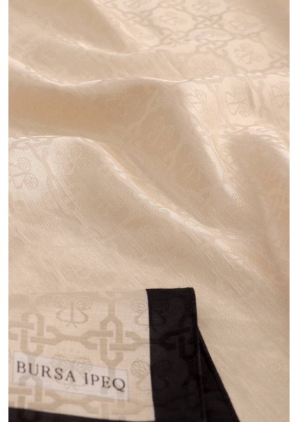 Krem Kelebek Monogram Desen Ipek Pamuk Şal modelleri