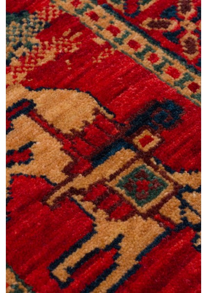 Kadim Kdm 08 Red Vintage Etnik Desenlere Sahip Yeni Zelanda Yünü Ile Dokunan Özel Tezgah Halı