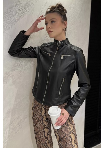 Kadın Kemer Tokalı Crop Top Suni Deri Ceket