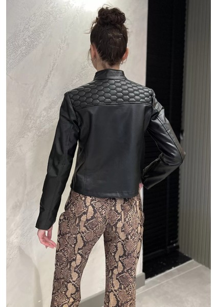 Kadın Kemer Tokalı Crop Top Suni Deri Ceket
