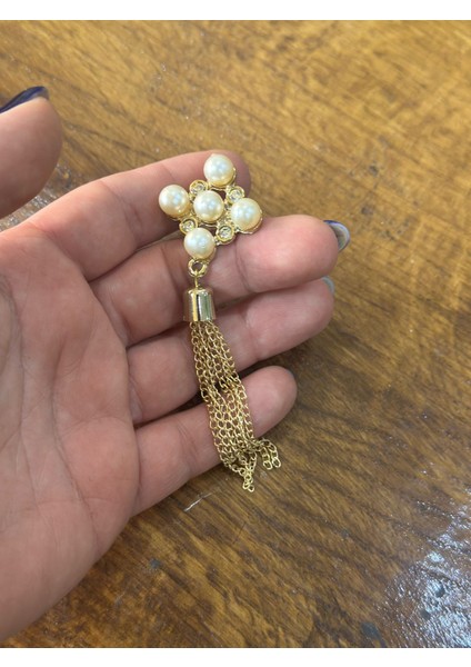 Zincir Püsküllü Taşlı Broş Yaka İğnesi Giyim Aksesuarı 9x3 cm
