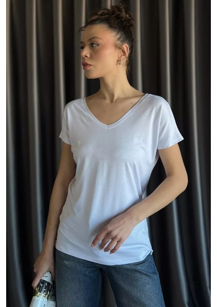 Ön Arka V Yaka Kadın T-Shirt fiyatları