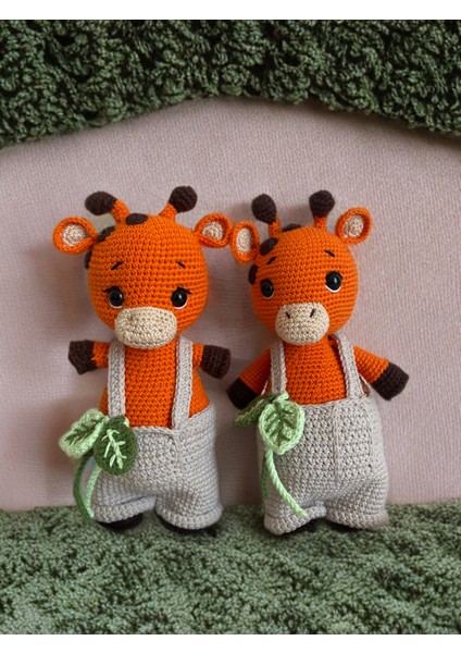 Lotushobievi Amigurumi Tulumlu Zürafa 22CM