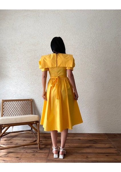 Sarı Büyük Yakalı Kloş Poplin Elbise indirimleri