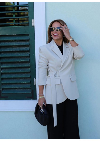 Açık Beige Kemer Detay Blazer Ceket modelleri