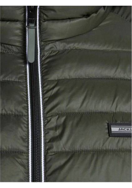 Jack&jones 12194740 Hakım Yaka 2 Cep Dıkıslı Sısme Mont indirimleri