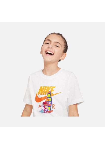 Sportswear Boxy 2 Graphic Short-Sleeve Kids T-Shirt Çocuk Pamuklu Beyaz Tişört FV5346 fırsatları