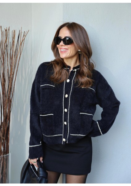 Siyah Inci Düğme Detay Hırka