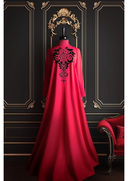 Diadema Ruby Red Siyah Çiçek Desenli Aplikeli Nakış Elbise