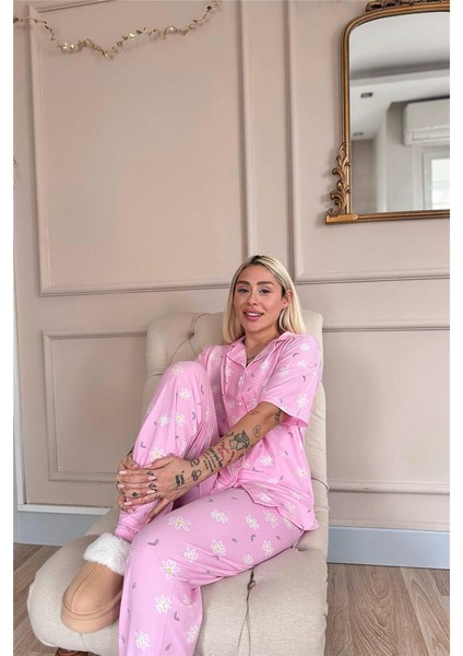 Açık Pembe Soft Daisy Desenli Bambu Önden Düğmeli Kısa Kol Pijama Takımı