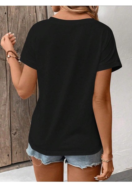 Kadın V Yaka Baskılı & Düz Beyaz Oversize T-Shirt Salaş Boyfirend fiyatları