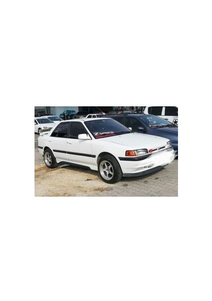 Mazda 323 Uyumlu Sedan Yan Marşpiyel Boyasız Siyah