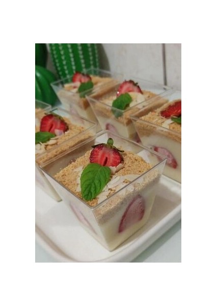 Kübik Prizma Mika Plastik Şeffaf Kapaksız Sunum Kabı 200 cc .10.* Adet Tatlı & Meze ve Salata Kasesi fırsatları