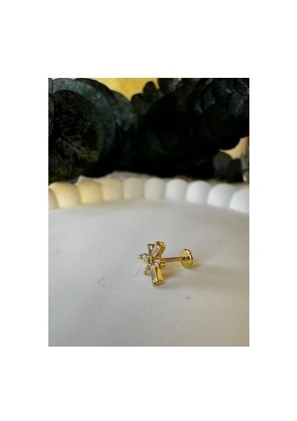 Çelik Çiçek Piercing- Altın Kaplama Küpe- Zirkon Taşlı Zarif Piercing