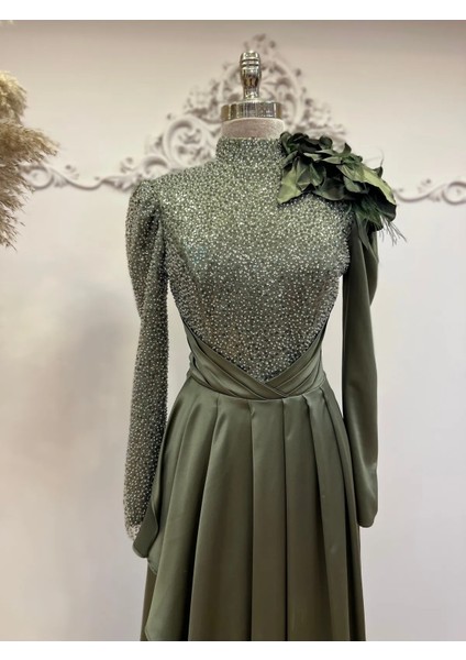 Drapeli Omuz Aksesuarlı Saten Abiye 7003 fiyatları