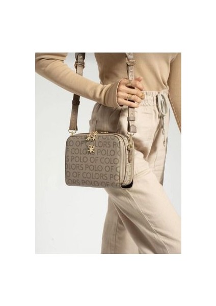 Polo Of Colors Çok Bölmeli Çapraz Kullanıma Uygun Omuz Çantası Ölçüler 16*21 fırsatları