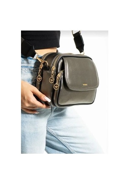 Mega Gri Çapraz Kullanıma Uygun Omuz Çantası fiyatları