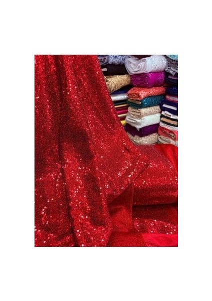 Simli Zemin Üzerine Pullu Kırmızı Kumaş